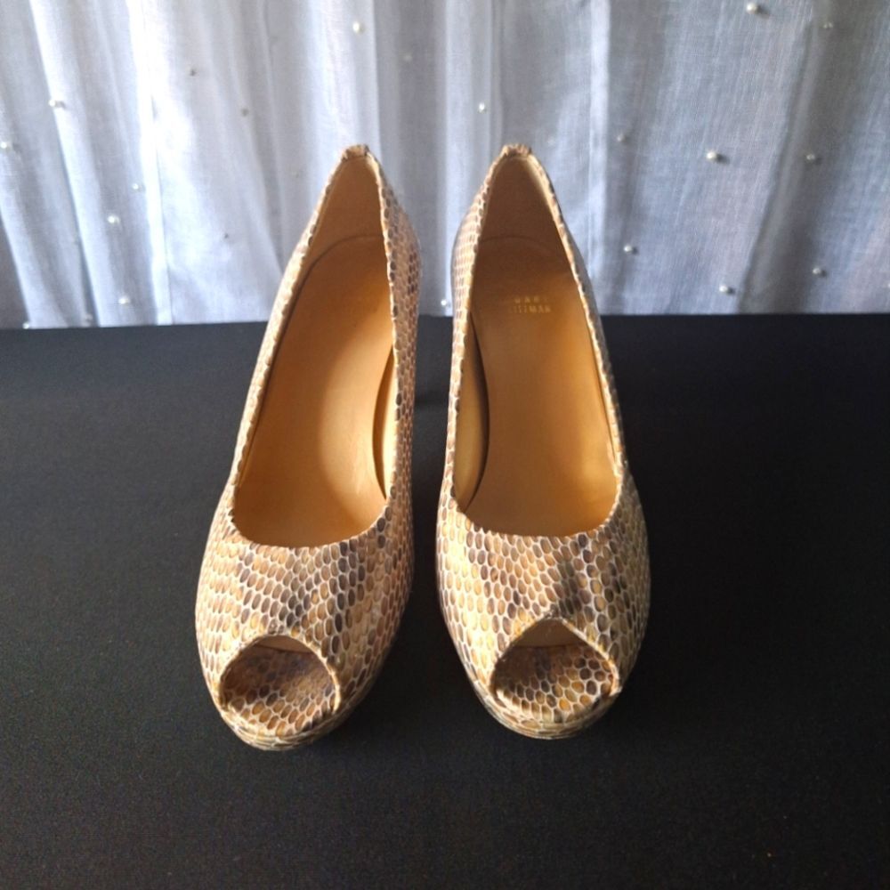 Stuart Weitzman Open Toe Snakeskin Heels Size 9